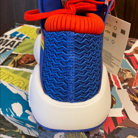 Adidas Captain Marvel’s Hi tops - Picture 7 of 14